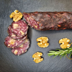Trockenwurst Baumnuss